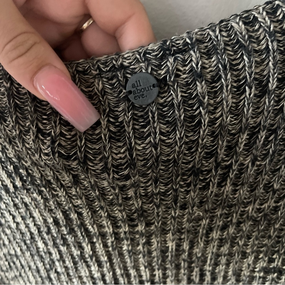 All About Eve Sweater - Picture 5 of 5